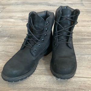 Timberland Women's 6 Inch Premium Waterproof Boots